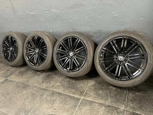 5-6mm! VW Transporter T5 GP T6 T6.1 T7 Multivan Bulli Tomason TN18 19 inch zwarte velgen 5x120 zomerbanden 235/45R19 Continental