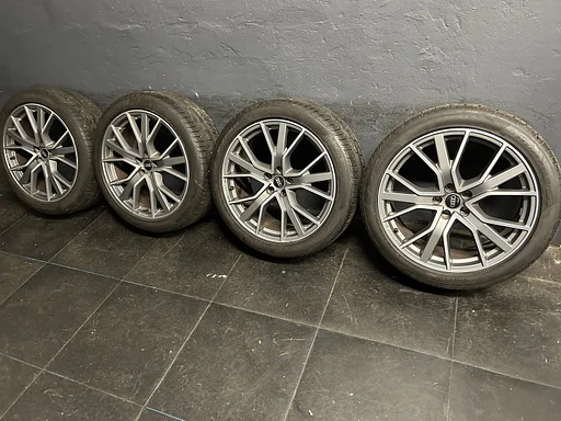 7-8mm! Originele Audi Q3 RSQ3 F3 83A Audi Sport 20 inch antraciete velgen 5x112 zomerbanden 255/40R20 Pirelli