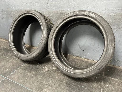 Zomerbanden 255/35R20 Pirelli Pzero