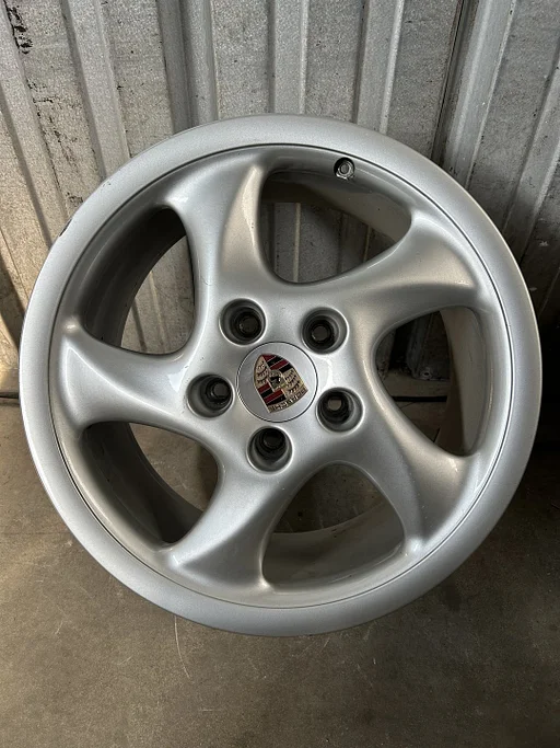 1 stuks originele Porsche 993 Hollow Spoke Turbo Twist 18 inch velg 5x130