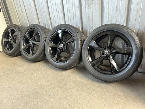 7mm! Originele Audi Q3 SQ3 F3 83A 19 inch zwarte rotor velgen 5x112 zomerbanden 235/50R19 Hankook