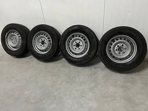 7mm! Originele Mercedes Sprinter B907 B910 16 inch stalen velgen TPMS 6x130 allseasonbanden 235/65R16C Nokian