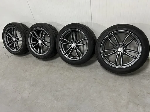 Renault Trafic Opel Vivaro 18 inch antraciet GMP Swan velgen 5x114,3 zomerbanden 245/45R18 Michelin