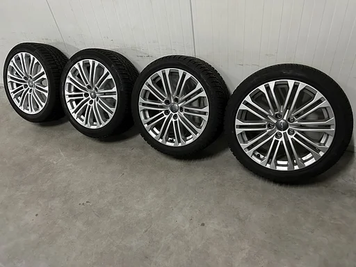 6mm! Originele Audi A5 B9 8W 18 inch velgen 5x112 winterbanden 245/40R18 Continental