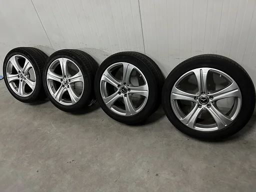 Originele Mercedes Vito V-klasse W447 W639 TPMS 18 inch velgen 5x112 TPMS zomerbanden 245/45R18 Michelin