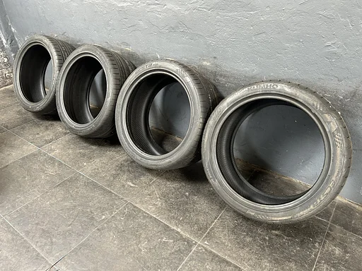 NIEUWE zomerbanden 285/35R20 Kumho Ecsta PS91