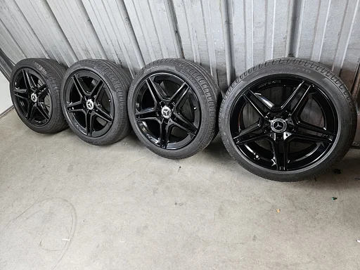 5-6mm! Originele Mercedes A B CLA Klasse W177 W247 C118 18 inch zwarte AMG velgen 5x112 TPMS zomerbanden 225/45R18 Pirelli