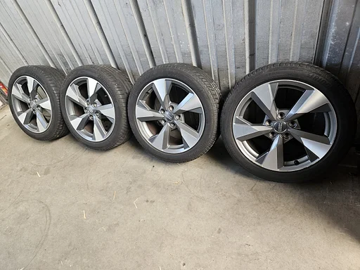 5-6mm! Originele Audi A3 S3 8V 17 inch velgen 5x112 zomerbanden 225/45R17 Bridgestone