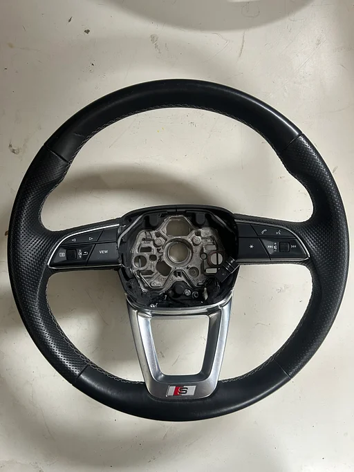 Originele Audi Q3 83A S line leder geperforeerd stuurwiel stuurbediening