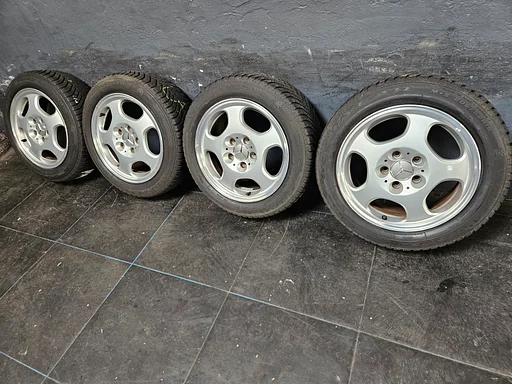 6mm! Originele Mercedes E-klasse W210 16 inch velgen 5x112 AllSeasonBanden 205/55R16 Goodyear
