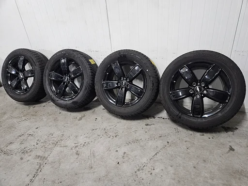 6mm! Originele Mini Countryman F60 Channel Spoke style 531 zwarte velgen 17 inch 5x112 TPMS runflat winterbanden 225/55R17 Bridgestone