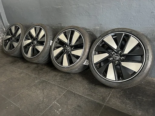 7mm! Originele Audi E-Tron GT RS FW 21 inch zwarte velgen breedset 5x130 TPMS zomerbanden 265/35R21 Goodyear