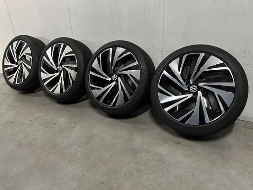 6-7mm! Originele VW ID.4 Narvik 21 inch zwarte velgen breedset 5x112 zomerbanden 235/45R21 Bridgestone