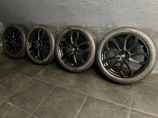 8mm! Renault Scenic Grand Scenic 20 inch zwarte velgen 5x114,3 TPMS zomerbanden 195/55R20 Goodyear