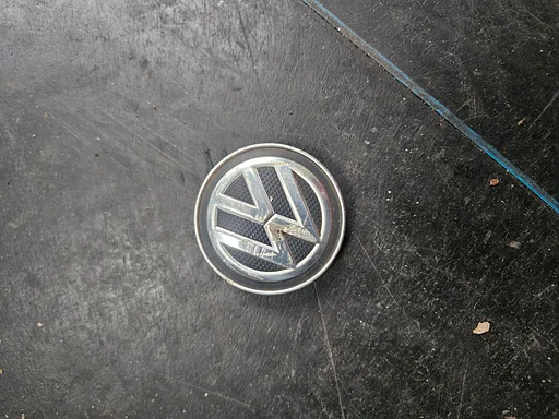ORIGINELE VW Volkswagen POLO naafkap naafdop zwart