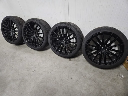 6-7mm! VW Transporter T5 GP T6 T6.1 T7 Multivan Bulli GMP Sparta 20 inch zwarte velgen 5x120 AllSeasonBanden 275/35R20 Maxxis
