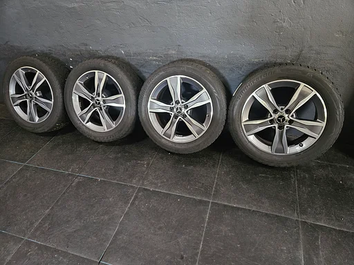 5-6mm! Originele Mercedes C-klasse W205 17 inch antraciete velgen 5x112 TPMS winterbanden 225/50R17 Bridgestone