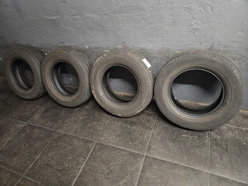6-7mm! Zomerbanden 235/65R16C Continental ContiVanContact