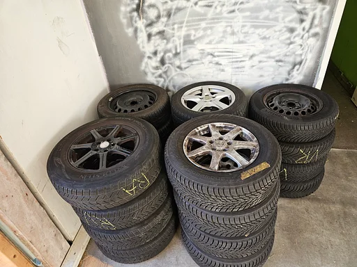 Partij velgen met band 5 sets 16 inch Audi Citroen Toyota winterbanden