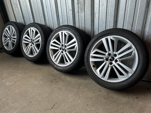 8mm! Originele Audi Q5 SQ5 80A 20 inch velgen 5x112 winterbanden 255/45R20 Vredestein