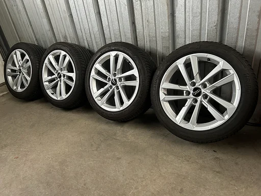 6-7mm! Originele Audi A3 8Y 17 inch velgen 5x112 zomerbanden 225/45R17 Bridgestone
