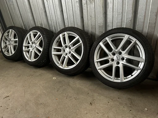 6-7mm! Volvo S60 V60 Ford Mondeo 18 inch velgen 5x108 winterbanden 225/45R18 Hankook