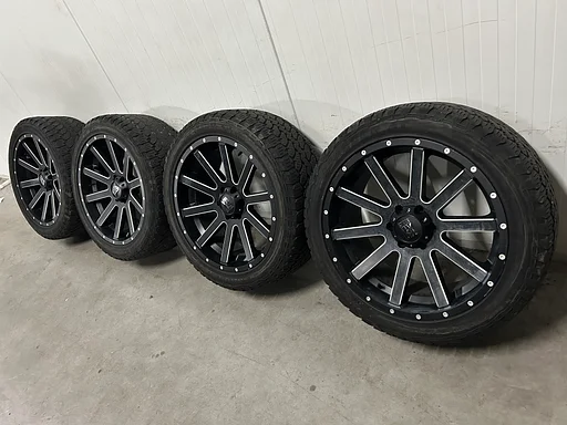 6-7mm! Dodge RAM 1500 22 inch zwarte velgen 6x139.7 AllSeasonBanden 285/45R22 General