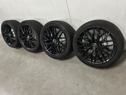 6mm! Mercedes Vito V-klasse W447 20 inch zwarte velgen 5x112 AllSeasonBanden 275/35R20 Continental