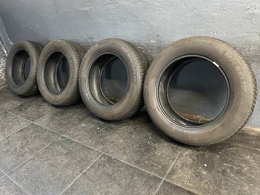 6-7mm! Allseasonbanden 235/60R18 Michelin CrossClimate