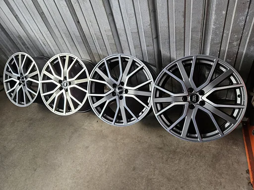 Originele Audi Q3 83A Audi Sport ABT 20 inch velgen 5x112