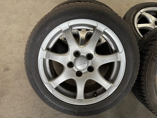 Mazda5 winterbanden set met 205/50-16 Semperit