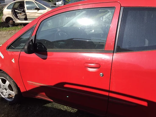 PORTIER DEUR LINKS MITSUBISHI COLT