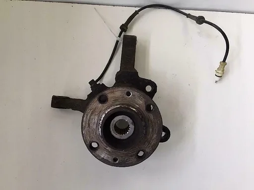 FUSEE WIELNAAF RECHTS VOOR RENAULT CLIO