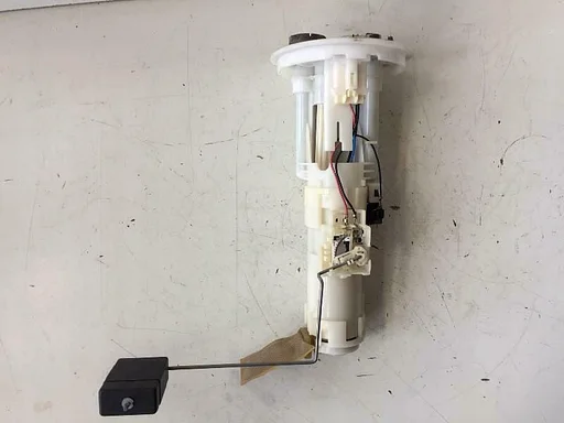 BRANDSTOFPOMP BENZINEPOMP DAIHATSU TERIOS