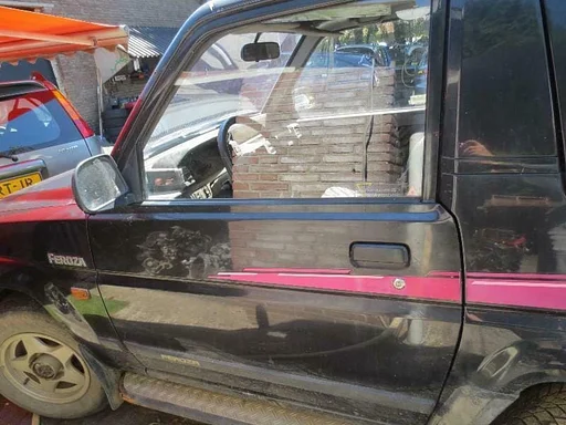 PORTIER DEUR LINKS DAIHATSU FEROZA