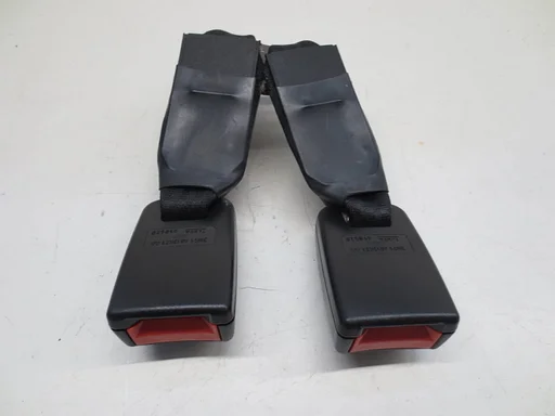 GORDELSLOT GORDEL INSTEEK ACHTER MIDDEN MAZDA 2