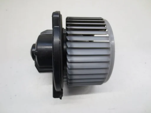 KACHELMOTOR AANJAGER KACHEL VENTILATORMOTOR TOYOTA YARIS VERSO