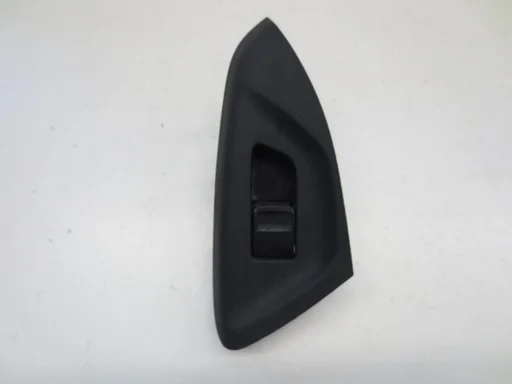 RAAMSCHAKELAAR RAAMBEDIENING RECHTS VOOR C1 108 AYGO