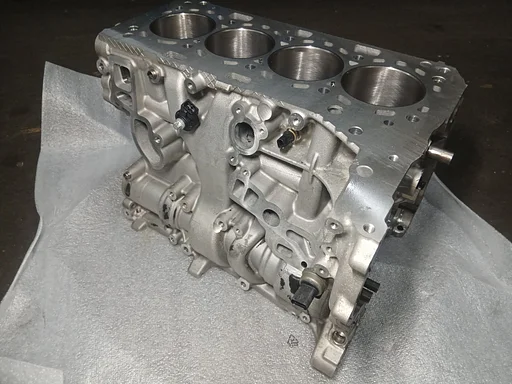 B48 B48B20A BMW 2.0 Onderblok verbust!
