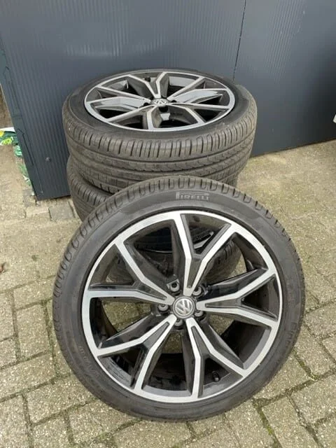 Origineel VW T-Cross velgenset+zomerb. 18 inch 2GM601025F
