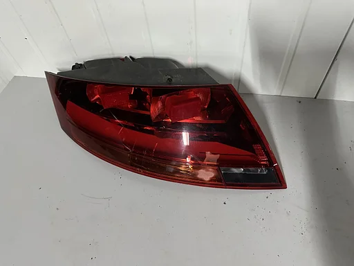 Achterlicht links Audi TT MK2 8J