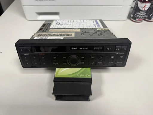 Audi TT MK1 gebruikte radio concert 1