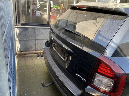 Achterklep Jeep Compass zwart 2014