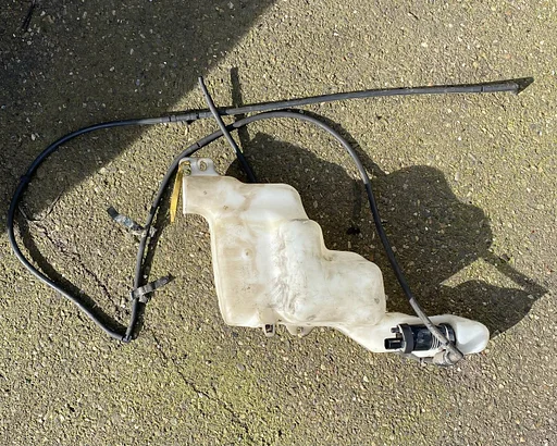 Ruitensproeier reservoir Jeep Patriot 2.4 benzine