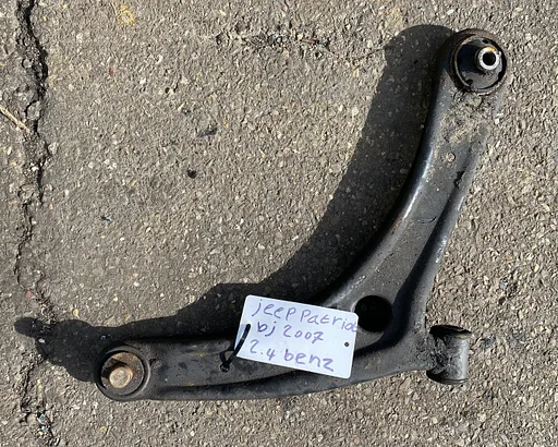 Draagarm links Jeep Patriot 2007