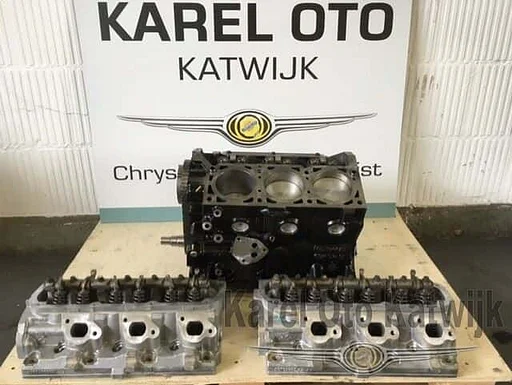 Nieuw Onderblok + Cilinderkoppen Chrysler 3.3 2001-2008
