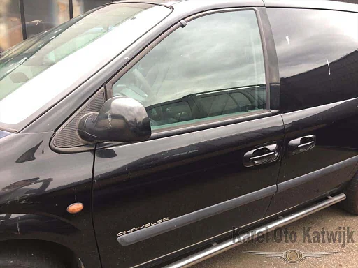 Voordeur links Chrysler Grand / Voyager 2001-2008