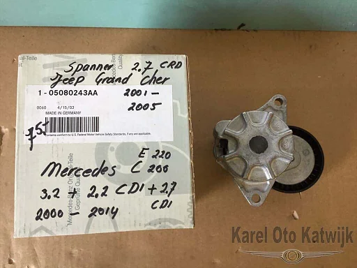 Spanner Jeep Grand Cher / Mercedes E 220 en C 200