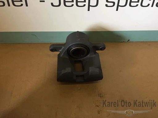 Remklauw rechts-voor Chrysler 300 C 2005-2012