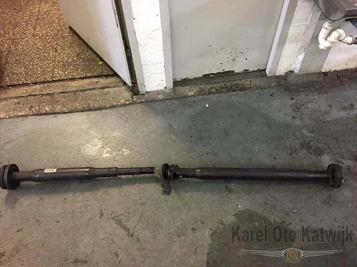 Aandrijfas Chrysler 300C 3.0 CRD Station